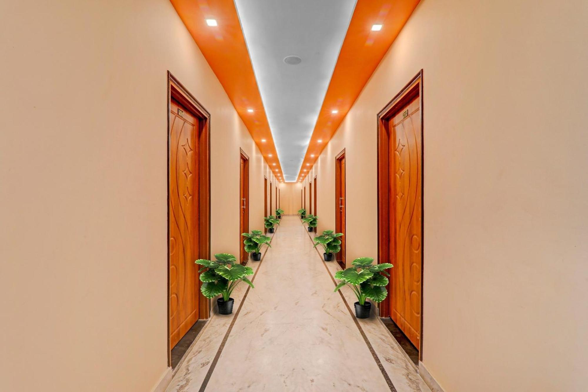 Hotel O Chauhan Palace Lucknow Dış mekan fotoğraf
